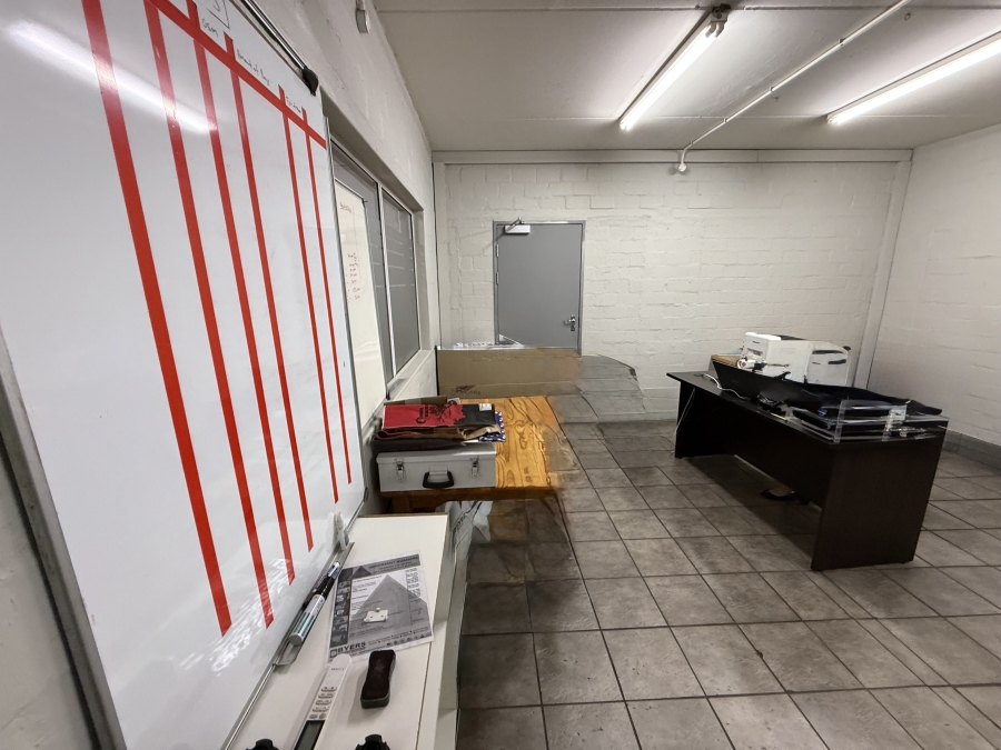 To Let commercial Property for Rent in Triangle Farm Western Cape